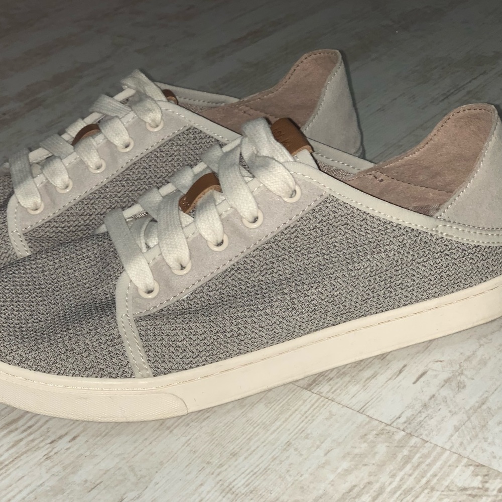 Olukai Pehuea Li Shoes